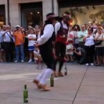 Descubre la apasionante danza folclórica española y baila al ritmo que te encanta