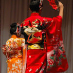 Explora el baile tradicional japonés: una joya cultural fascinante